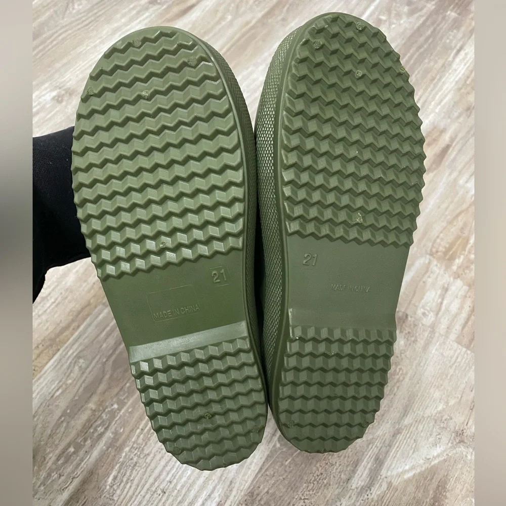 Girls Green Rubber Boots with Cream Fleece Lining Size 3 New No Box